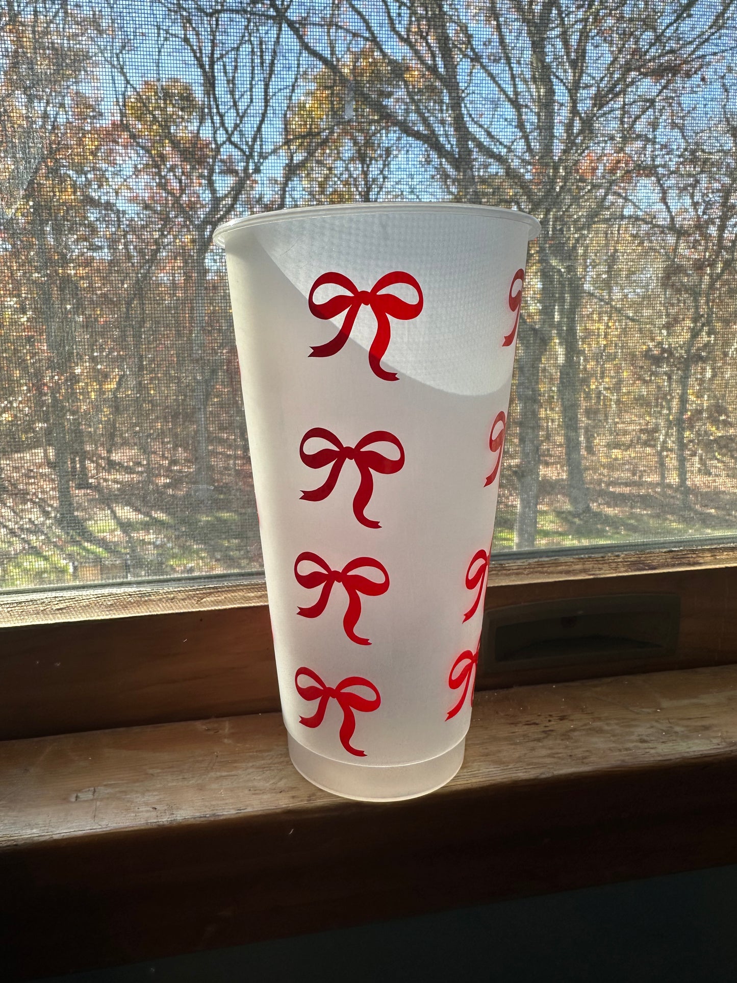 24oz bow tumbler